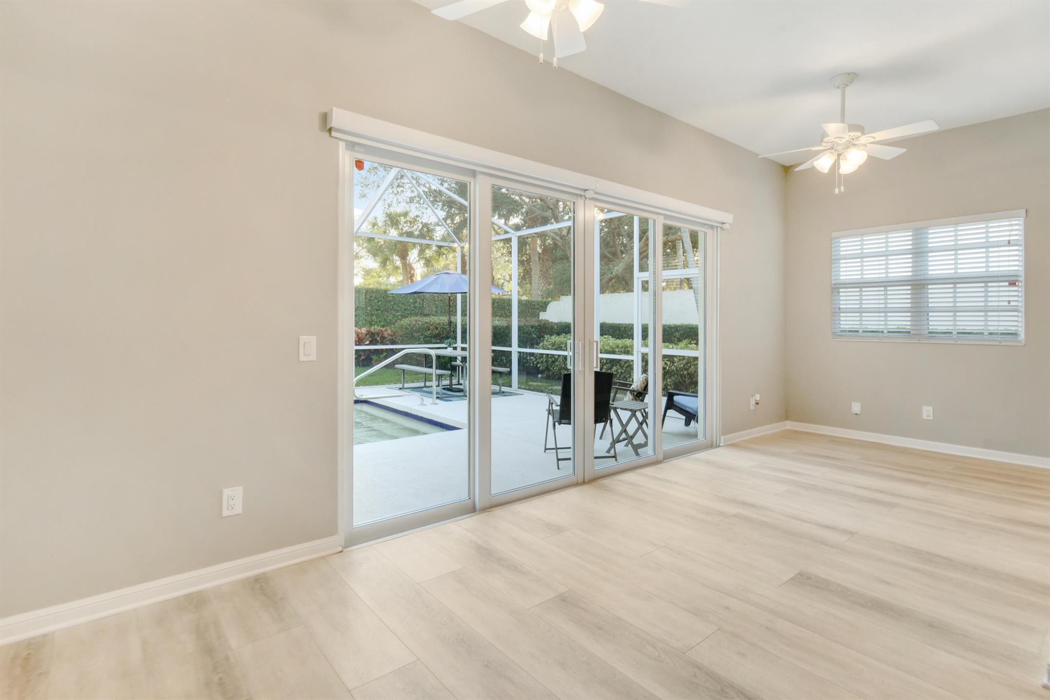 OAKS EAST 2 - Residential