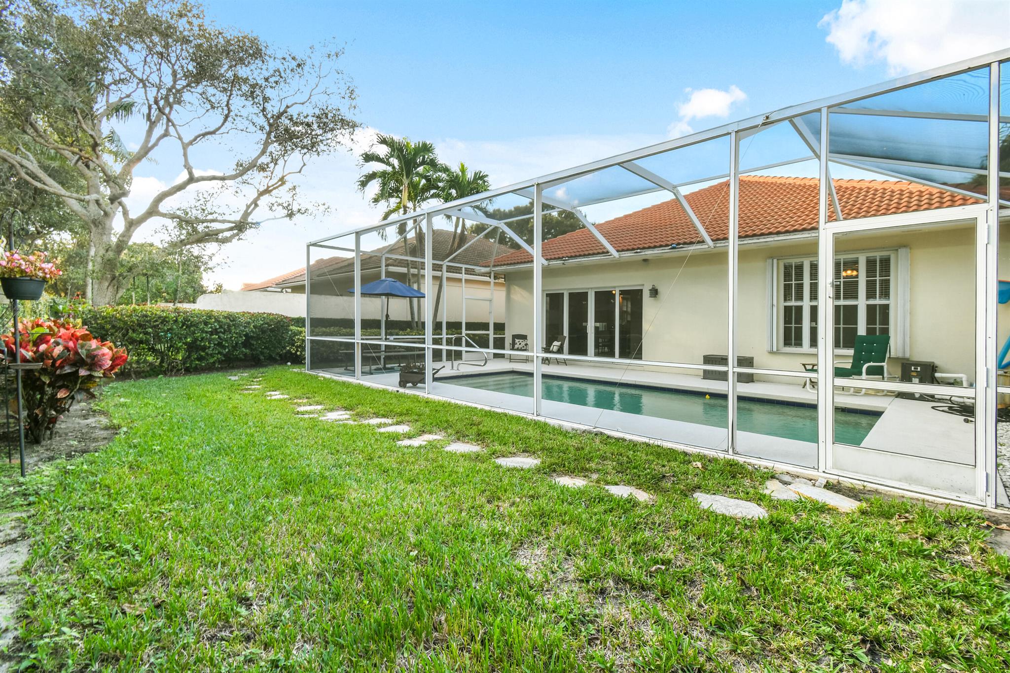 OAKS EAST 2 - Residential