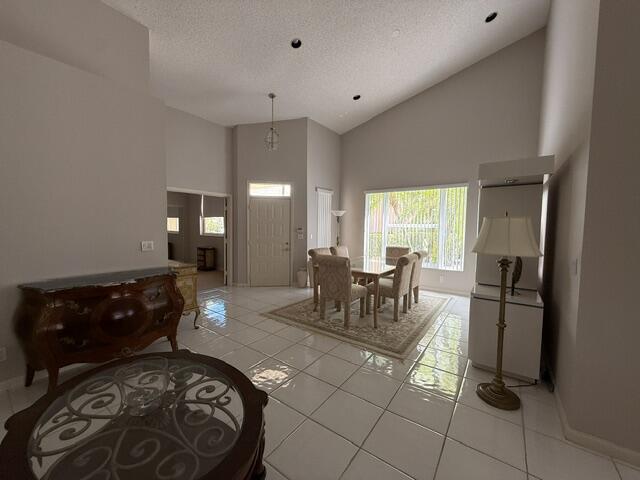 ABERDEEN 13 - Residential