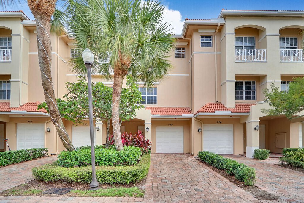 Photo of 5106 Artesa Way W, Palm Beach Gardens, FL 33418 (MLS # R10940613)