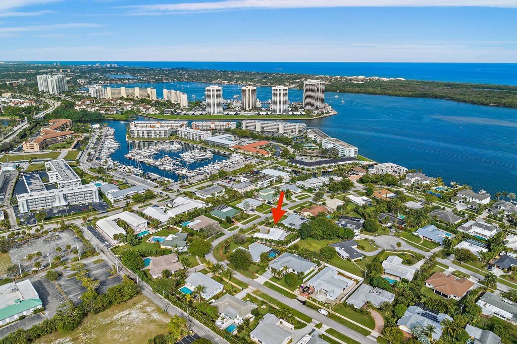 Photo of 130 Gulfstream Road, North Palm Beach, FL 33408 (MLS # R11126808)