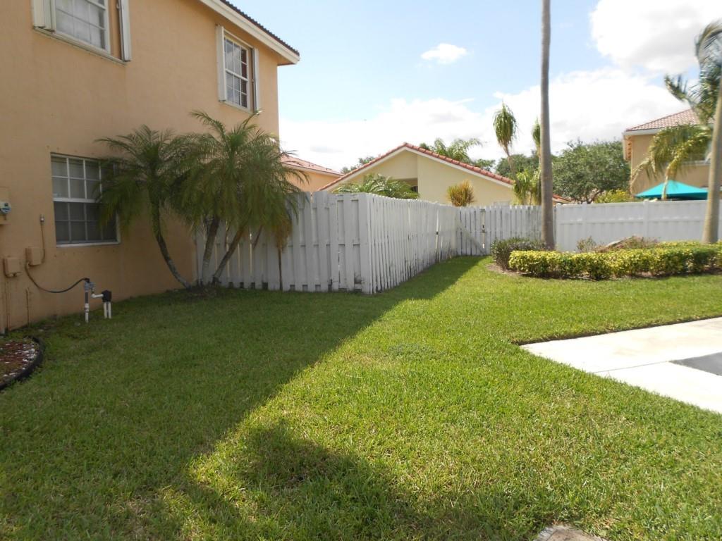 SAWGRASS PRESERVE - Residential