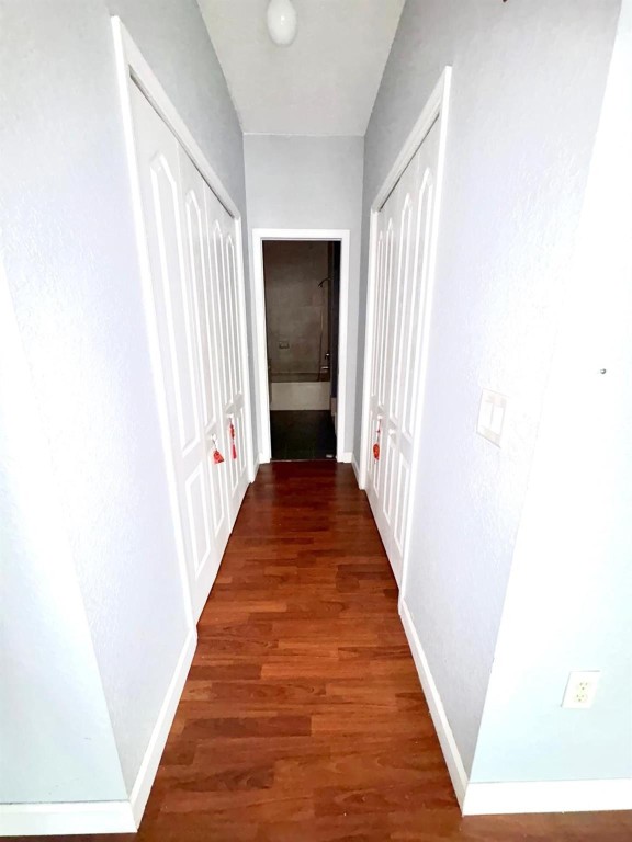 COURTYARDS THREE CONDO - Residential