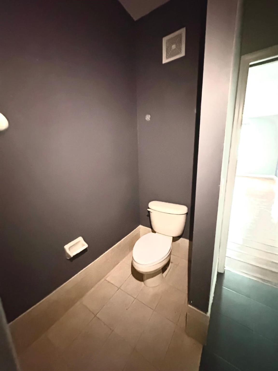 COURTYARDS THREE CONDO - Residential