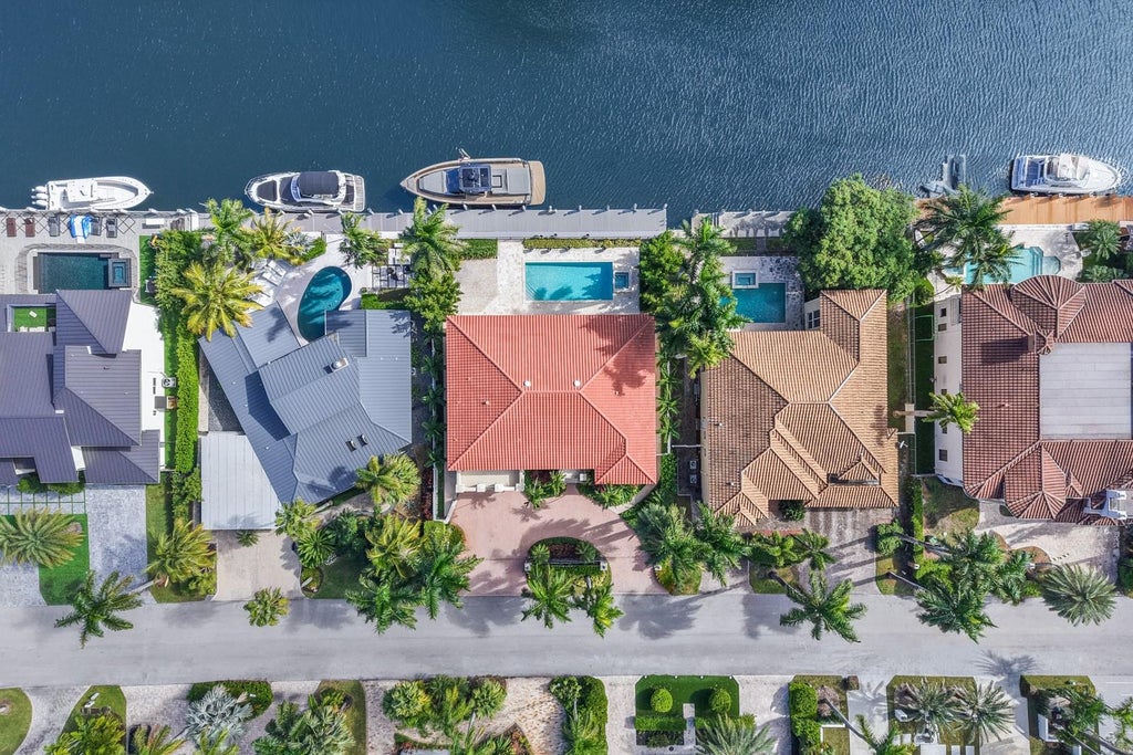 Photo of 56 Fiesta Way, Fort Lauderdale, FL 33301 (MLS # F10535244)