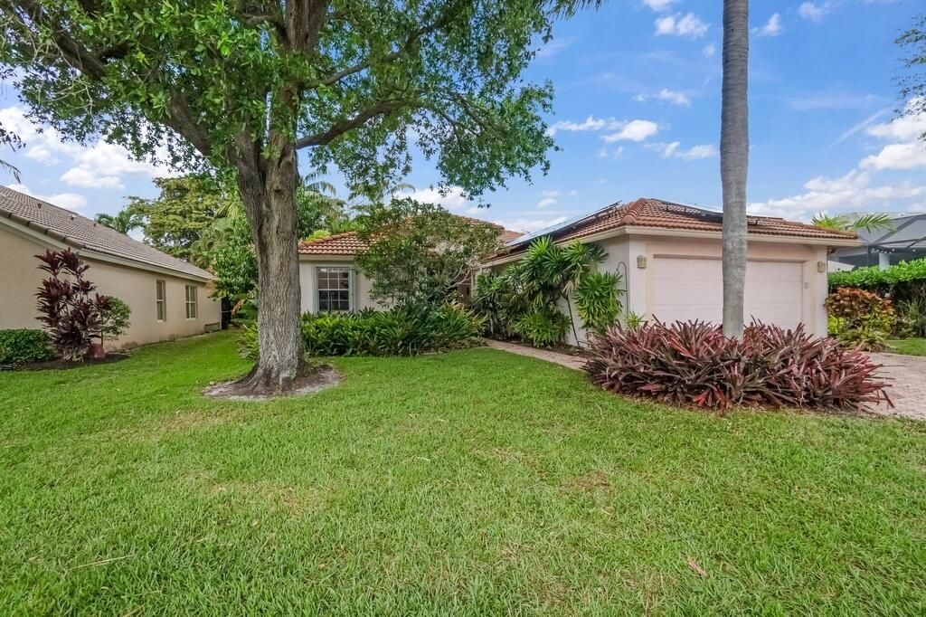 Photo of 2534 Egret Lake Drive, Greenacres, FL 33413 (MLS # B26006013)