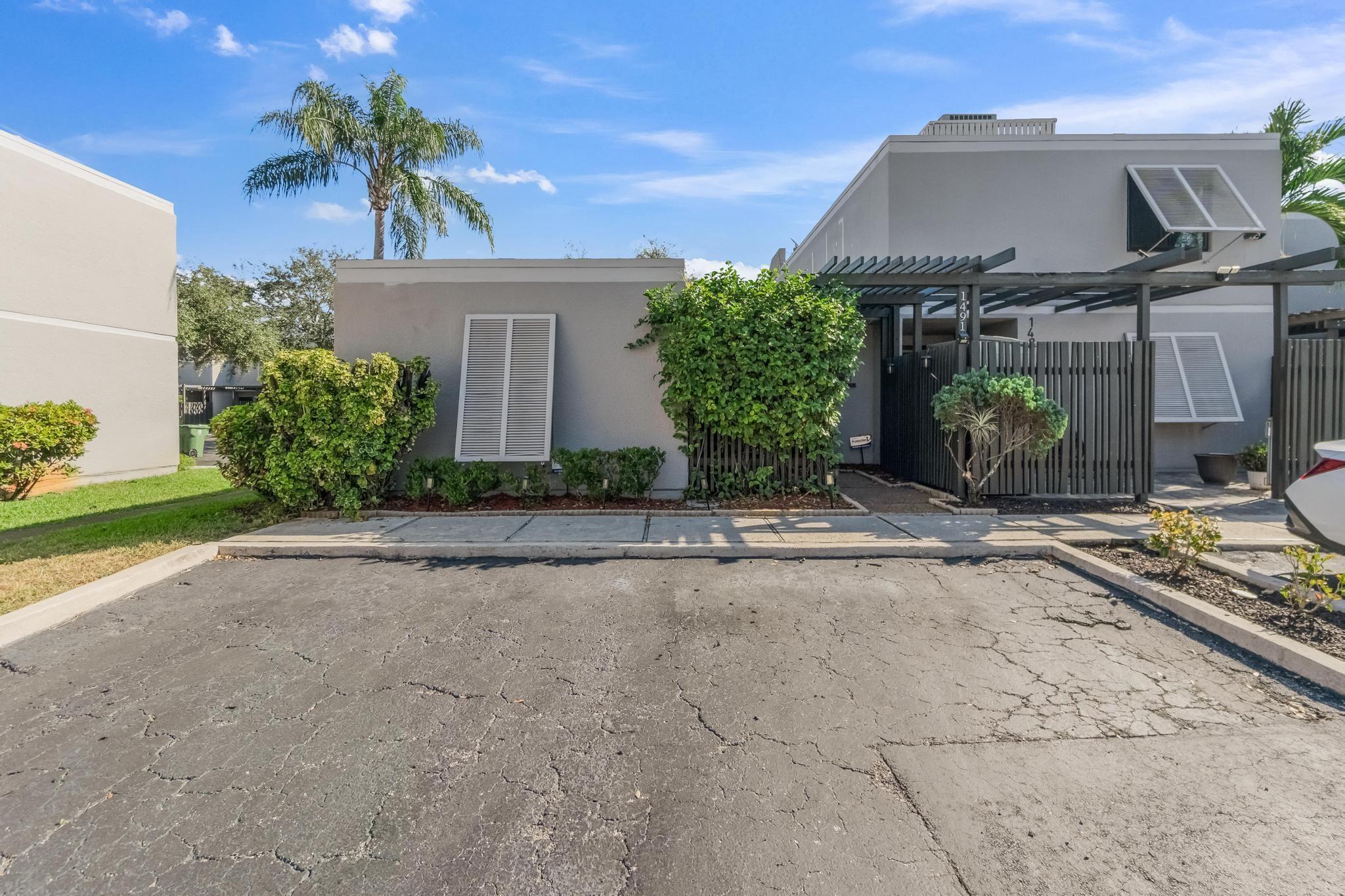 Villas Lakes - Residential