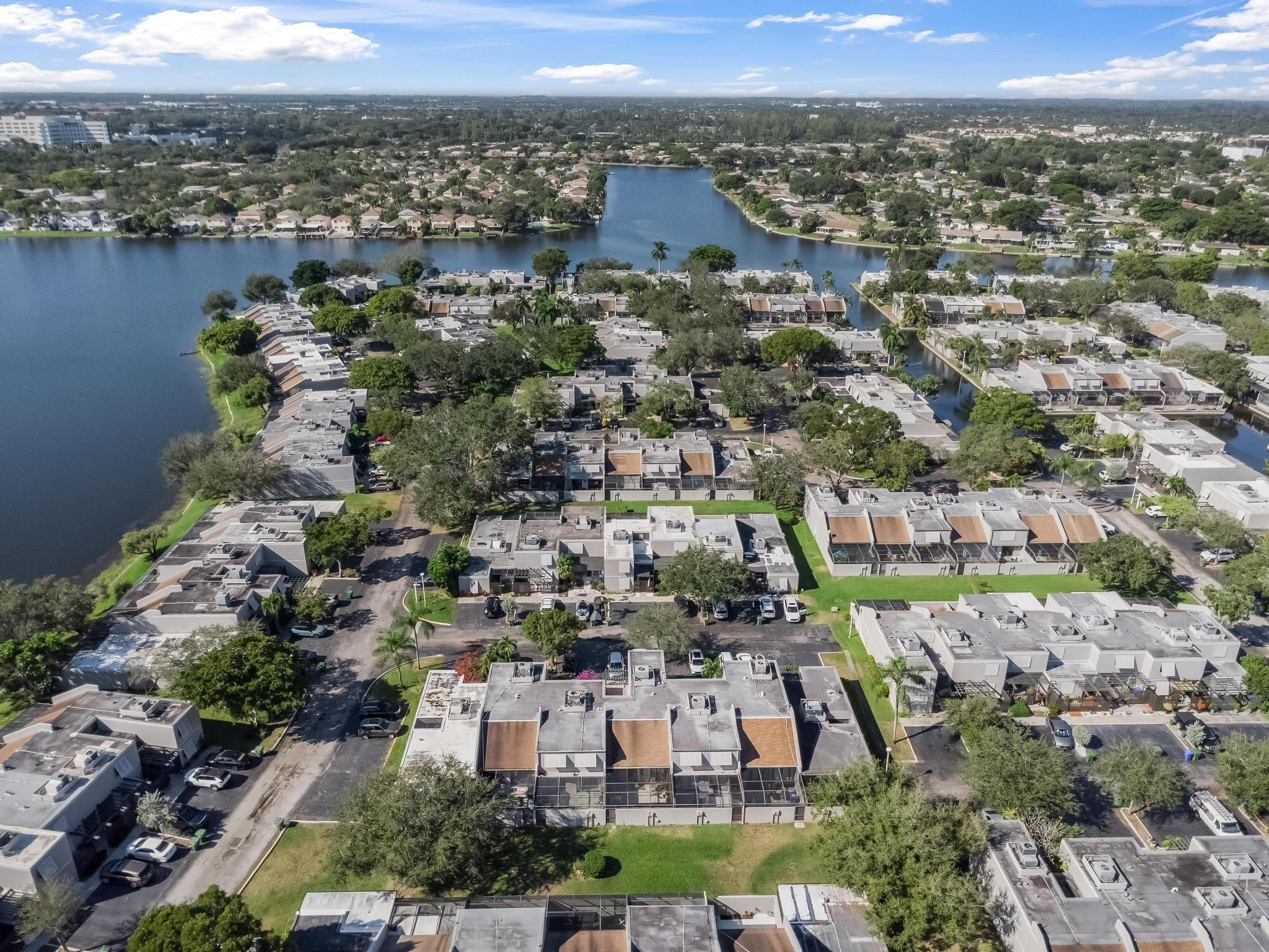 Villas Lakes - Residential