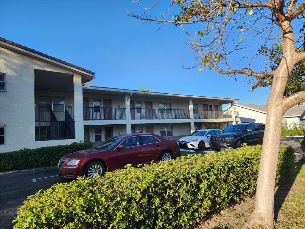 Photo of 8705 NW 38th Drive #7B, Coral Springs, FL 33065 (MLS # F10496622)