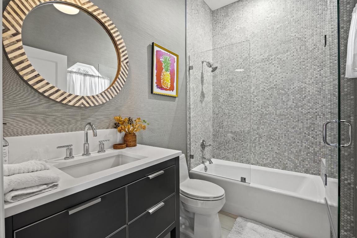 Admirals Cove - Residential