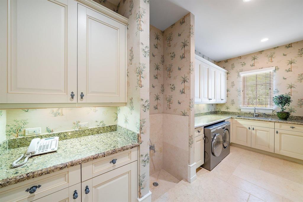 BEARS CLUB - Residential