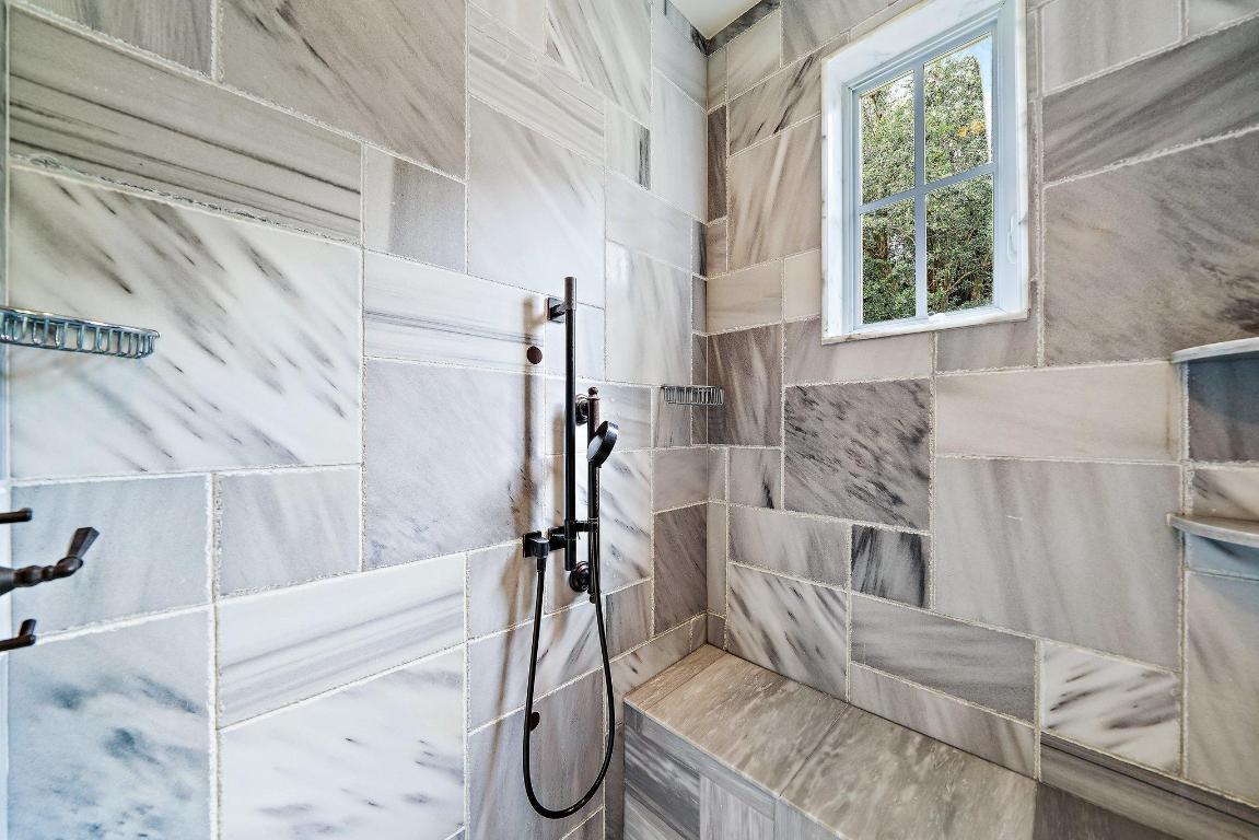 BEARS CLUB - Residential