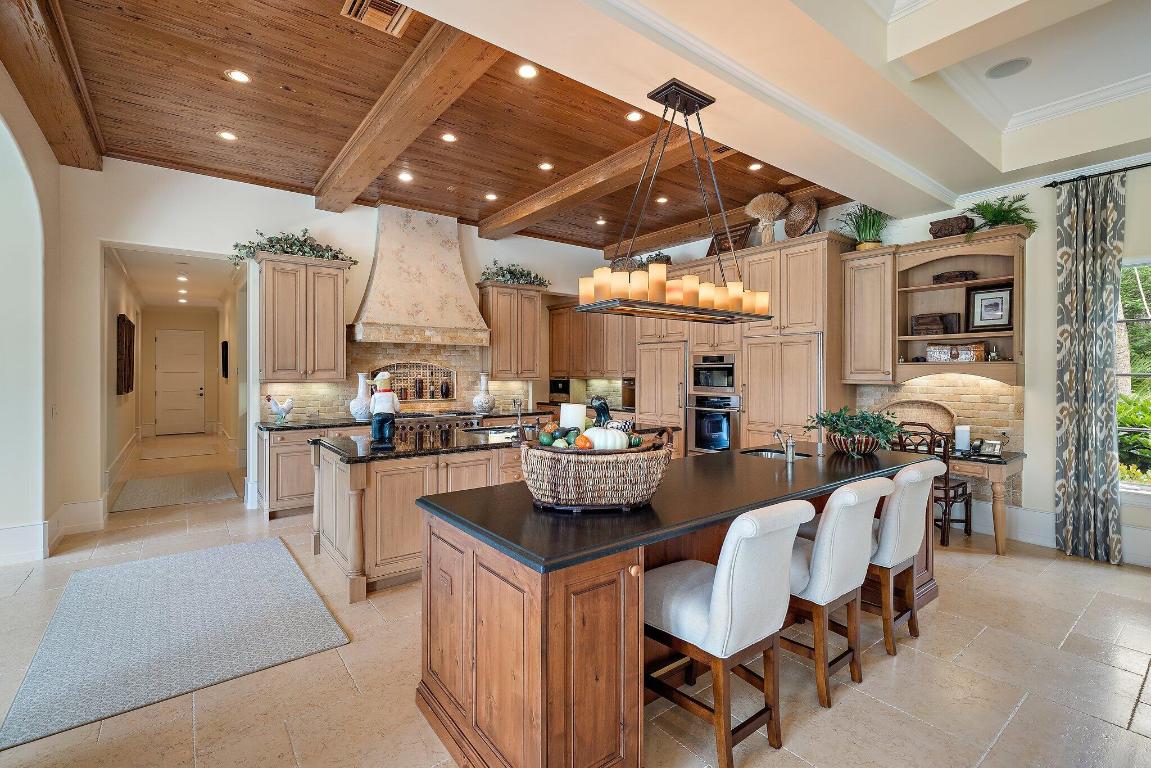 BEARS CLUB - Residential