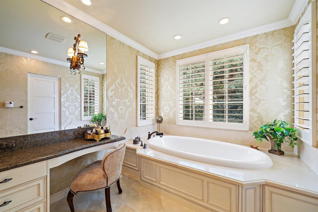 BEARS CLUB - Residential