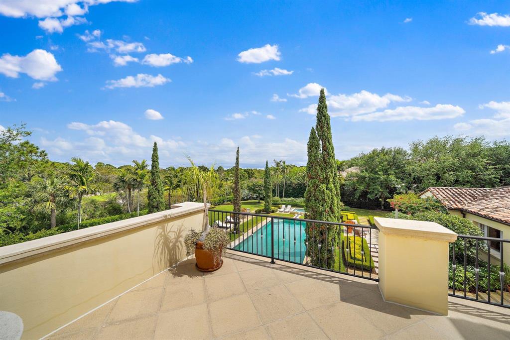 BEARS CLUB - Residential