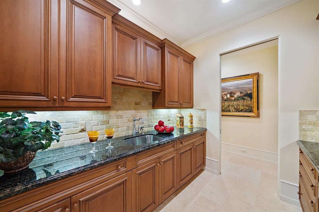 BEARS CLUB - Residential