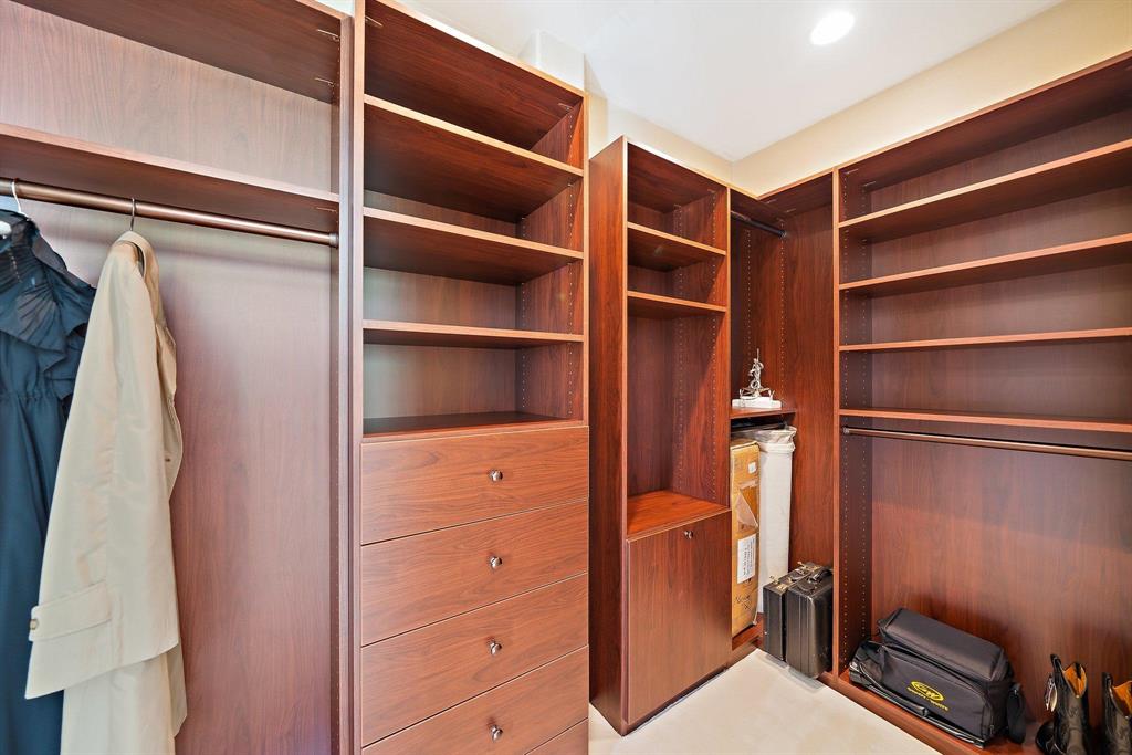 BEARS CLUB - Residential