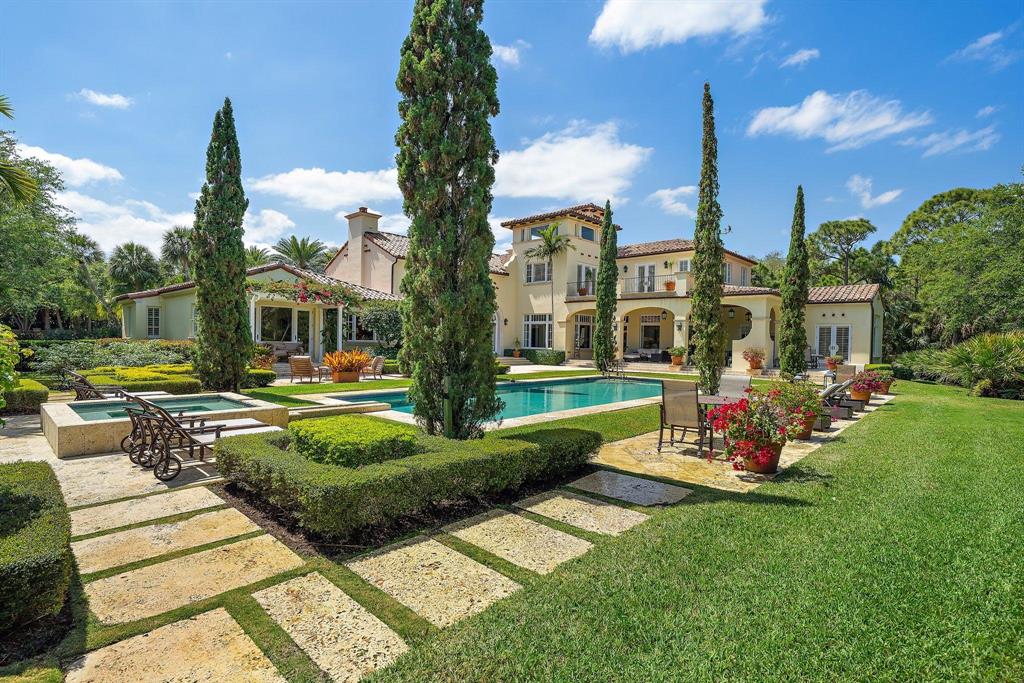 BEARS CLUB - Residential