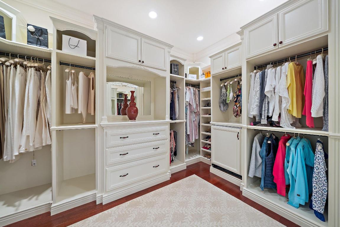 BEARS CLUB - Residential