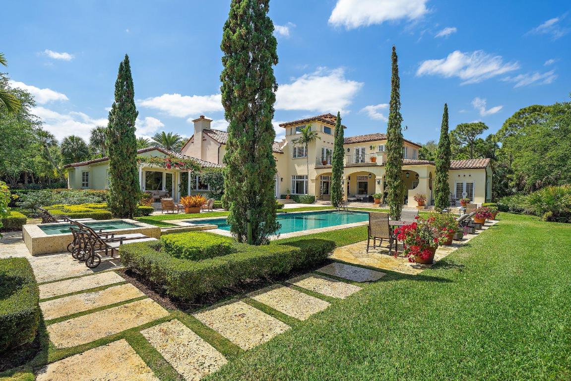 BEARS CLUB - Residential