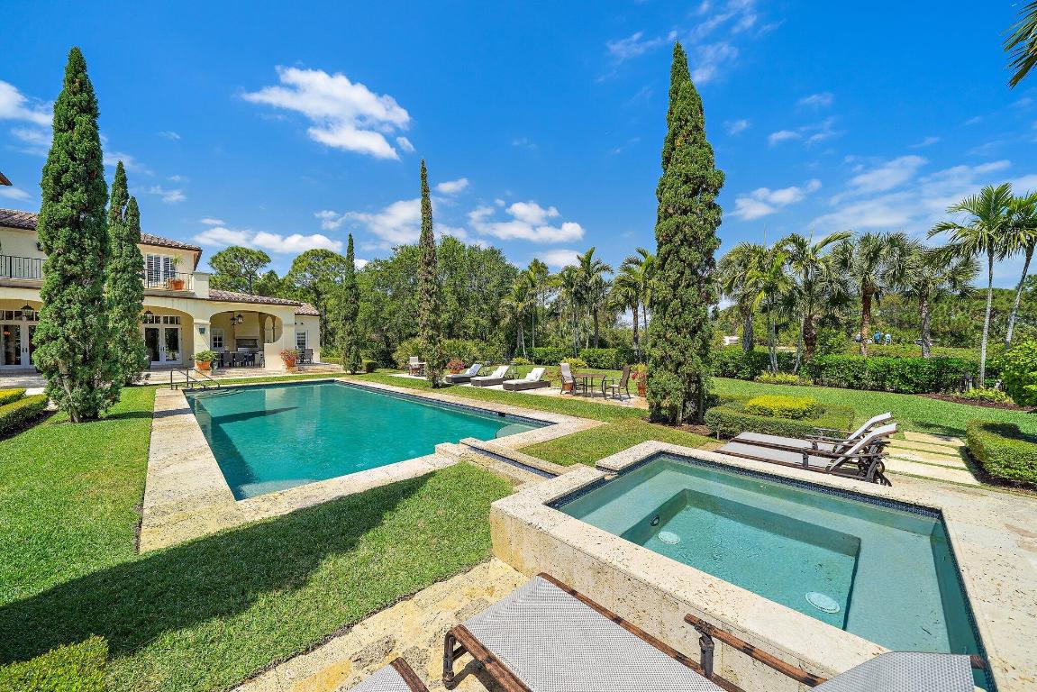 BEARS CLUB - Residential