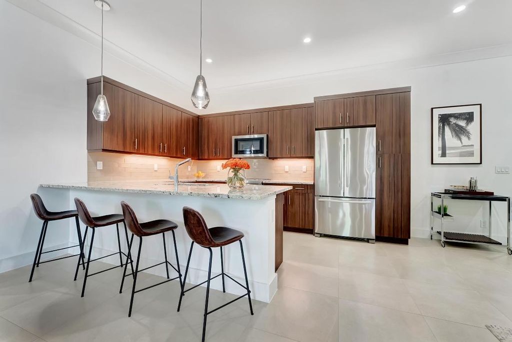 Photo of 910 Hamilton Lane, Delray Beach, FL 33483 (MLS # R10947522)