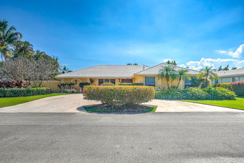 Photo of 1191 Emerald Lane, Singer Island, FL 33404 (MLS # R11167065)