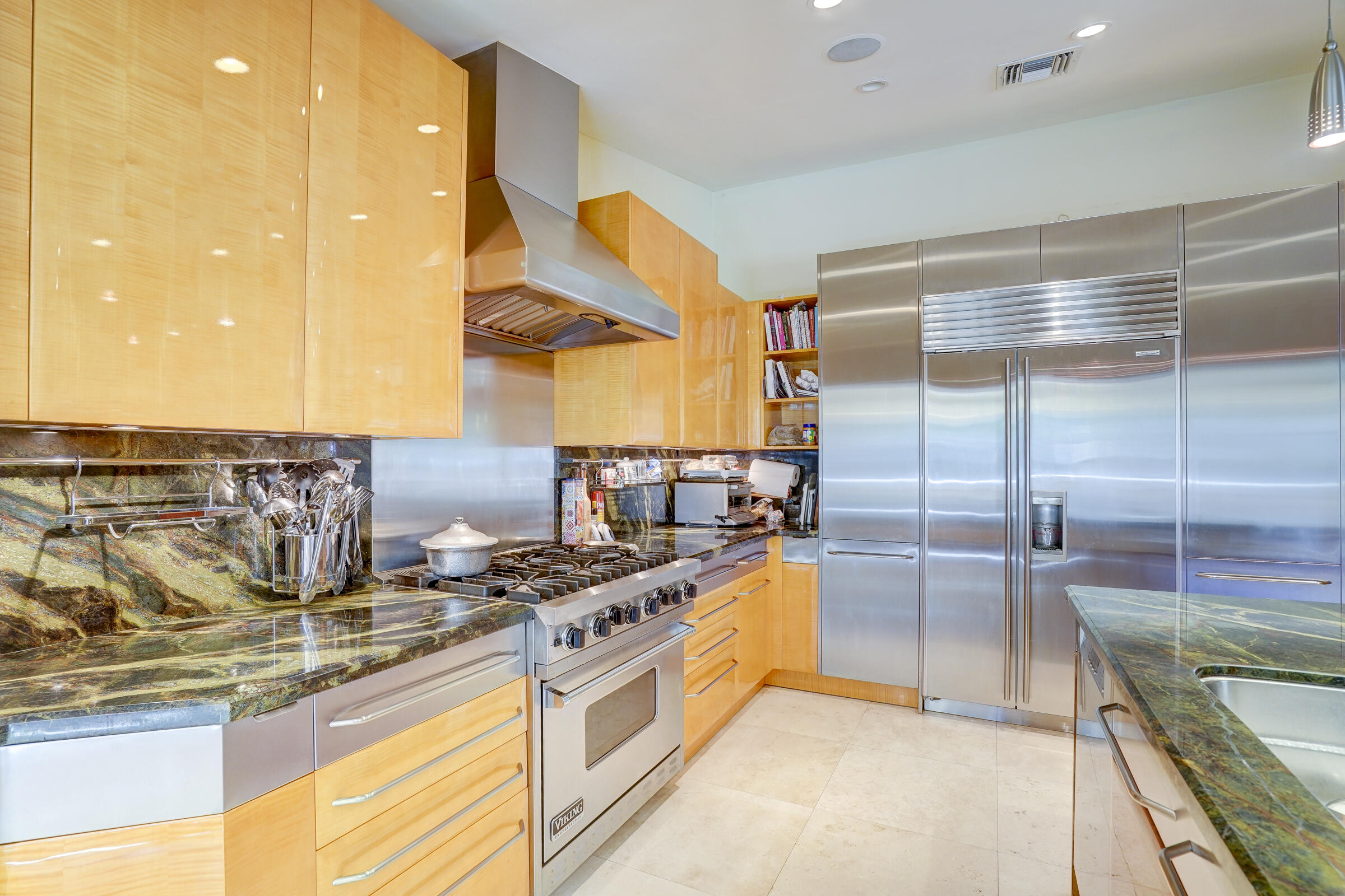 PALM BEACH ISLES 2 - Residential