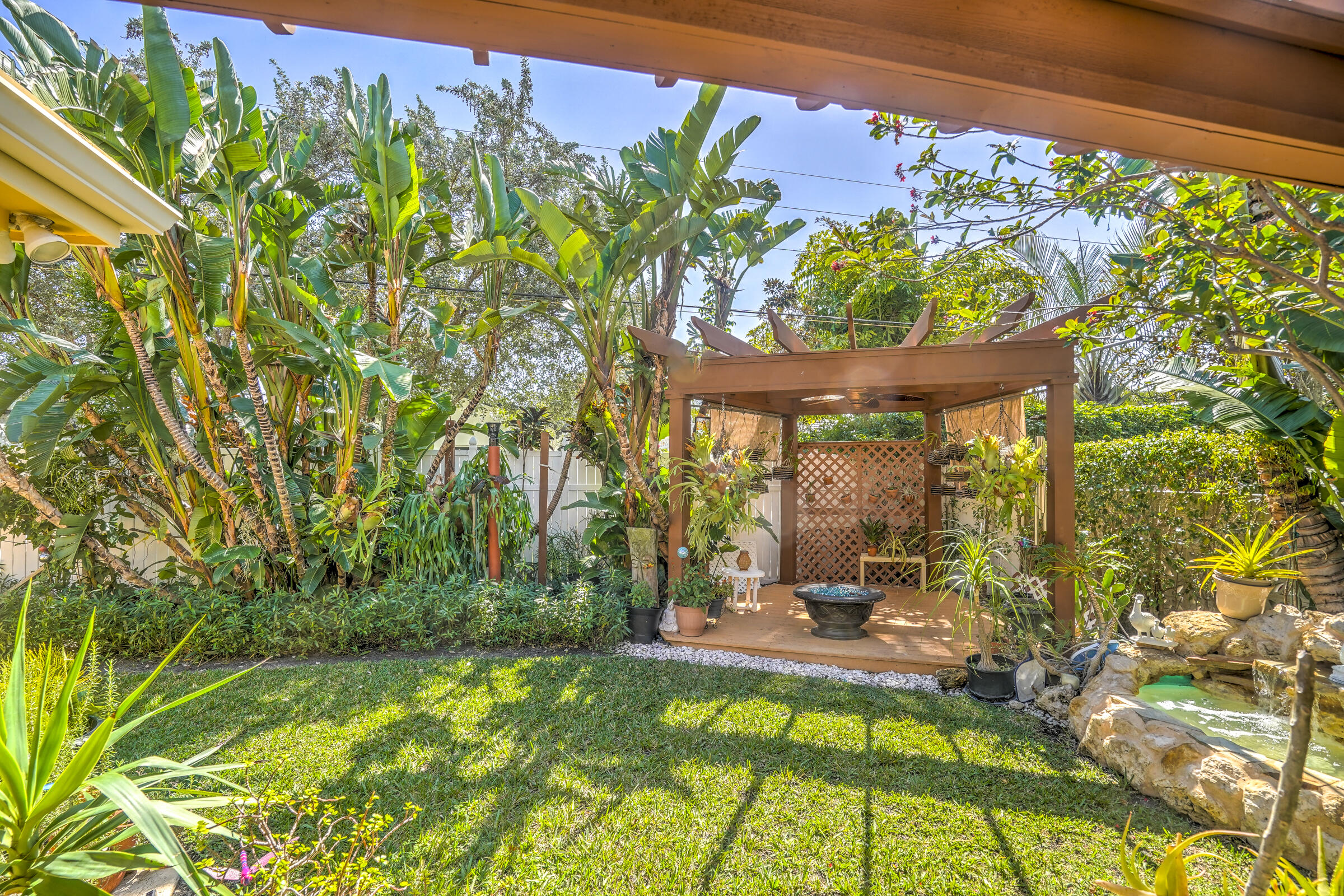 PALM BEACH ISLES 2 - Residential