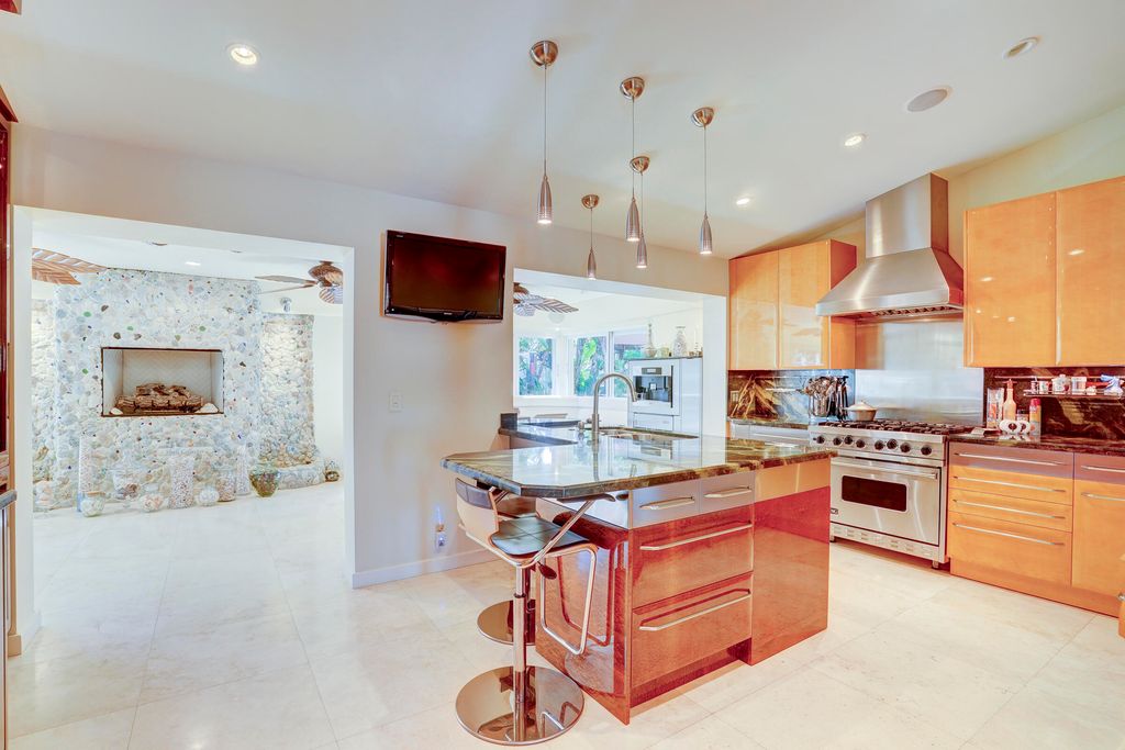 Photo of 1191 Emerald Drive, Singer Island, FL 33404 (MLS # R11167065)