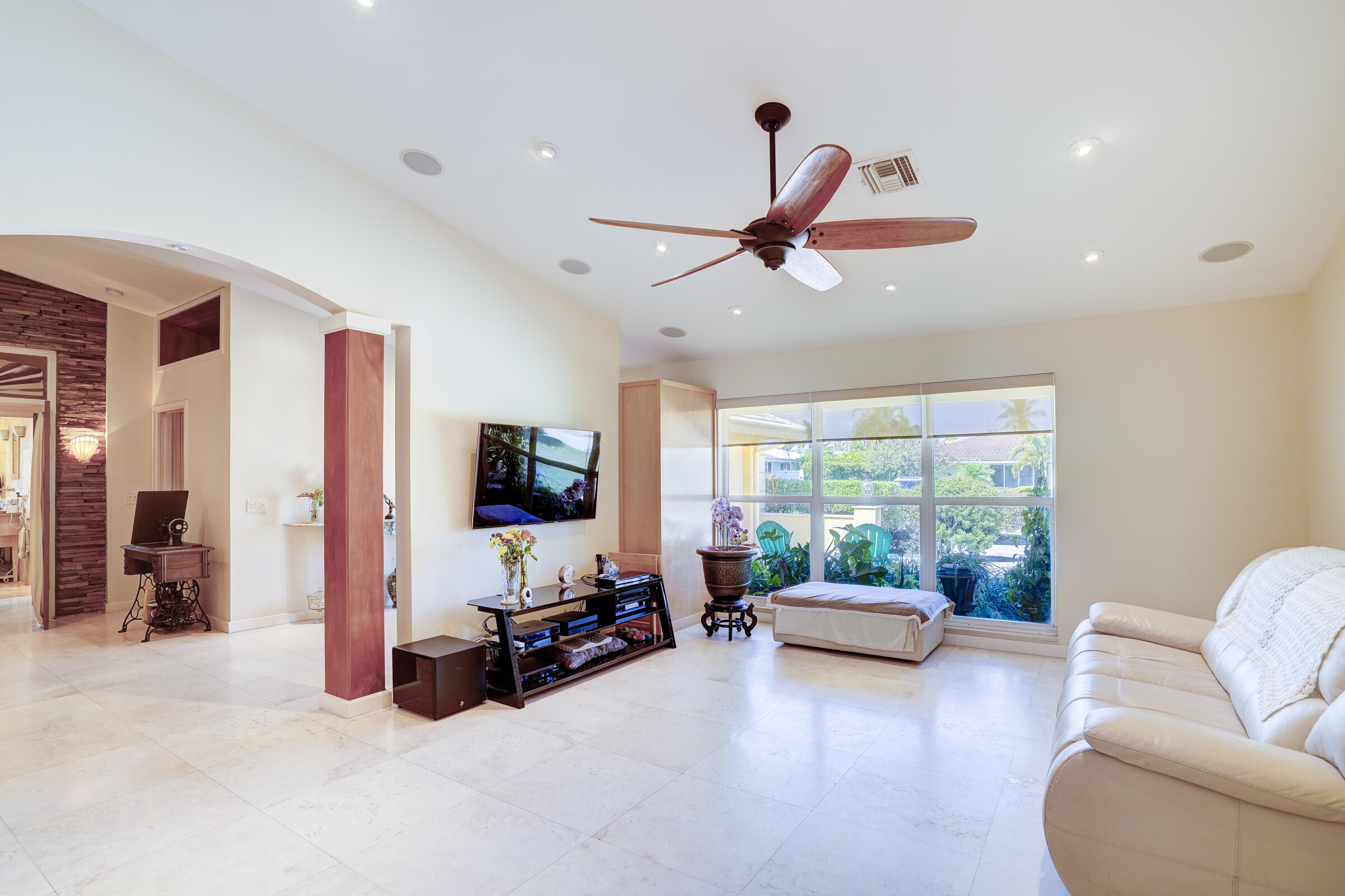 PALM BEACH ISLES 2 - Residential