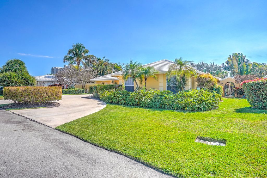 Photo of 1191 Emerald Lane, Singer Island, FL 33404 (MLS # R11167065)