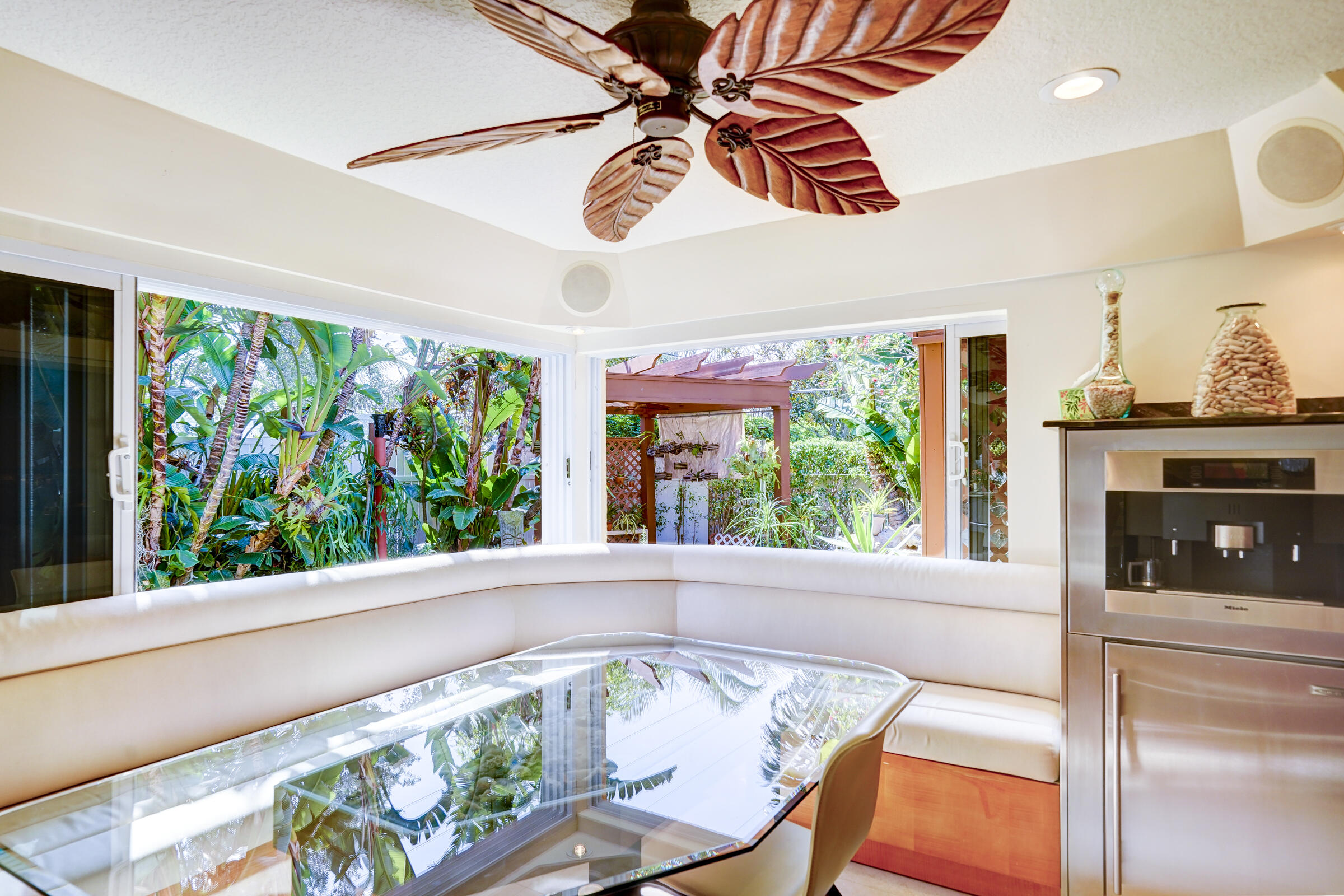 PALM BEACH ISLES 2 - Residential