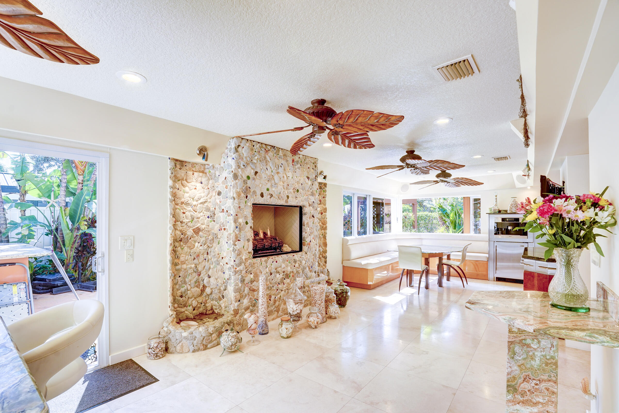 PALM BEACH ISLES 2 - Residential