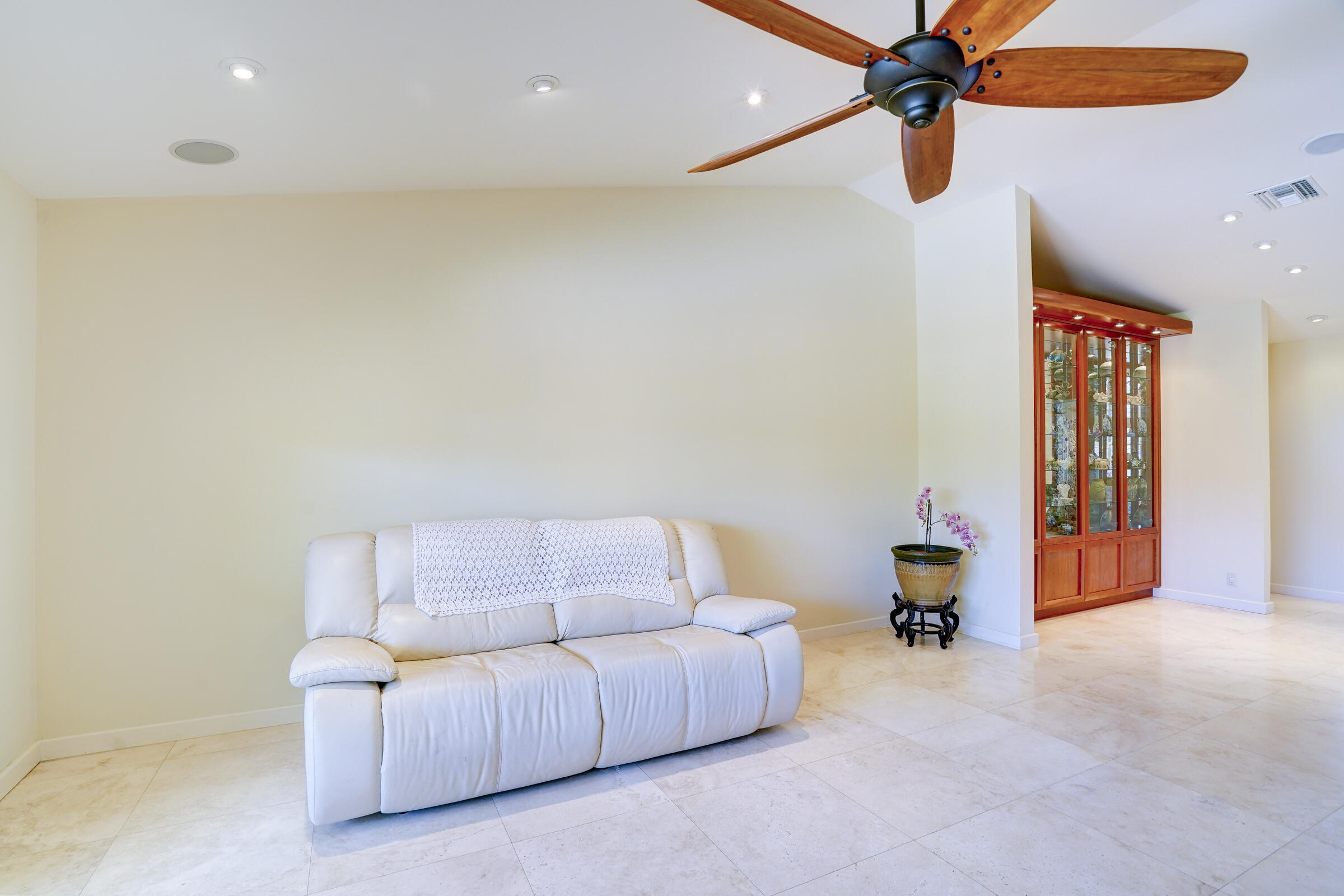 PALM BEACH ISLES 2 - Residential