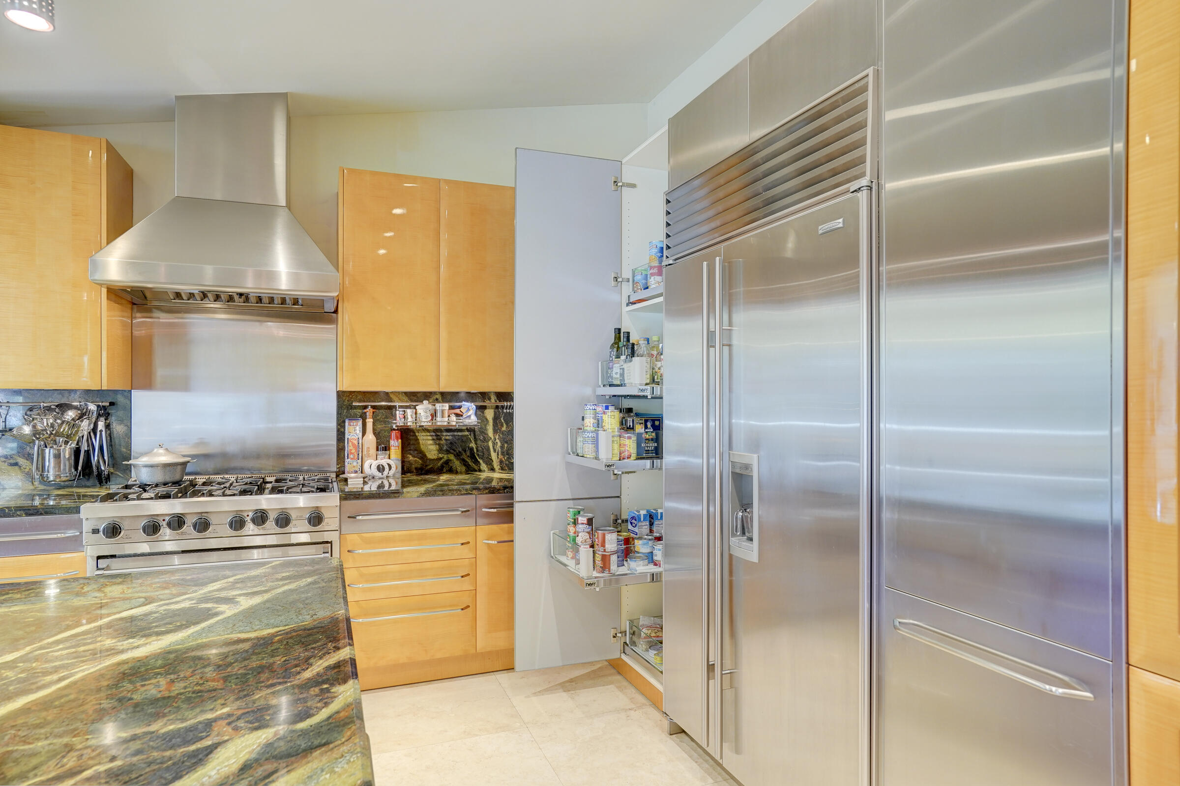 PALM BEACH ISLES 2 - Residential