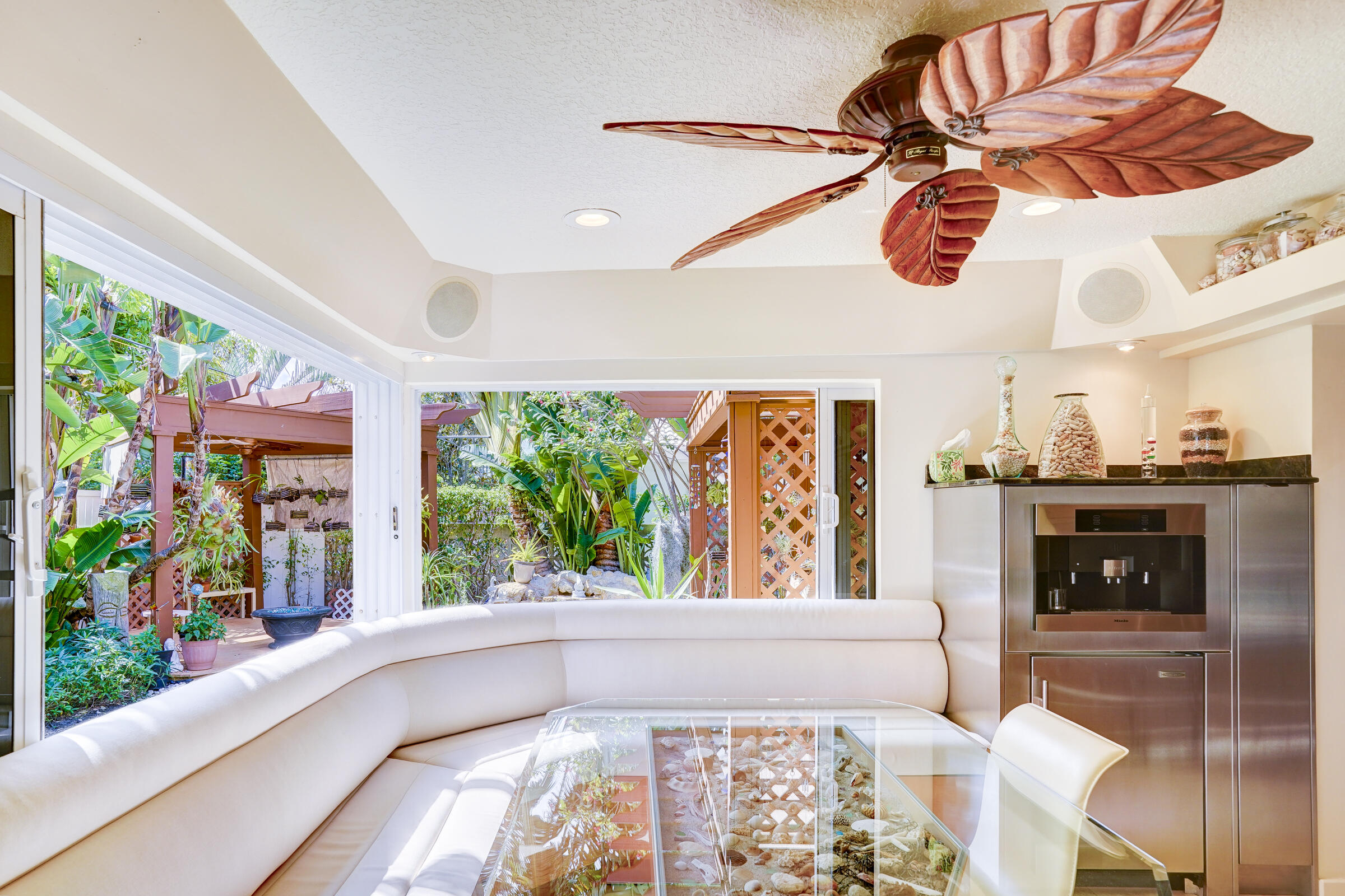 PALM BEACH ISLES 2 - Residential