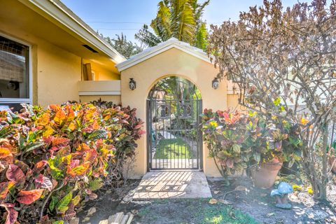 1191 Emerald Drive Singer Island FL 33404