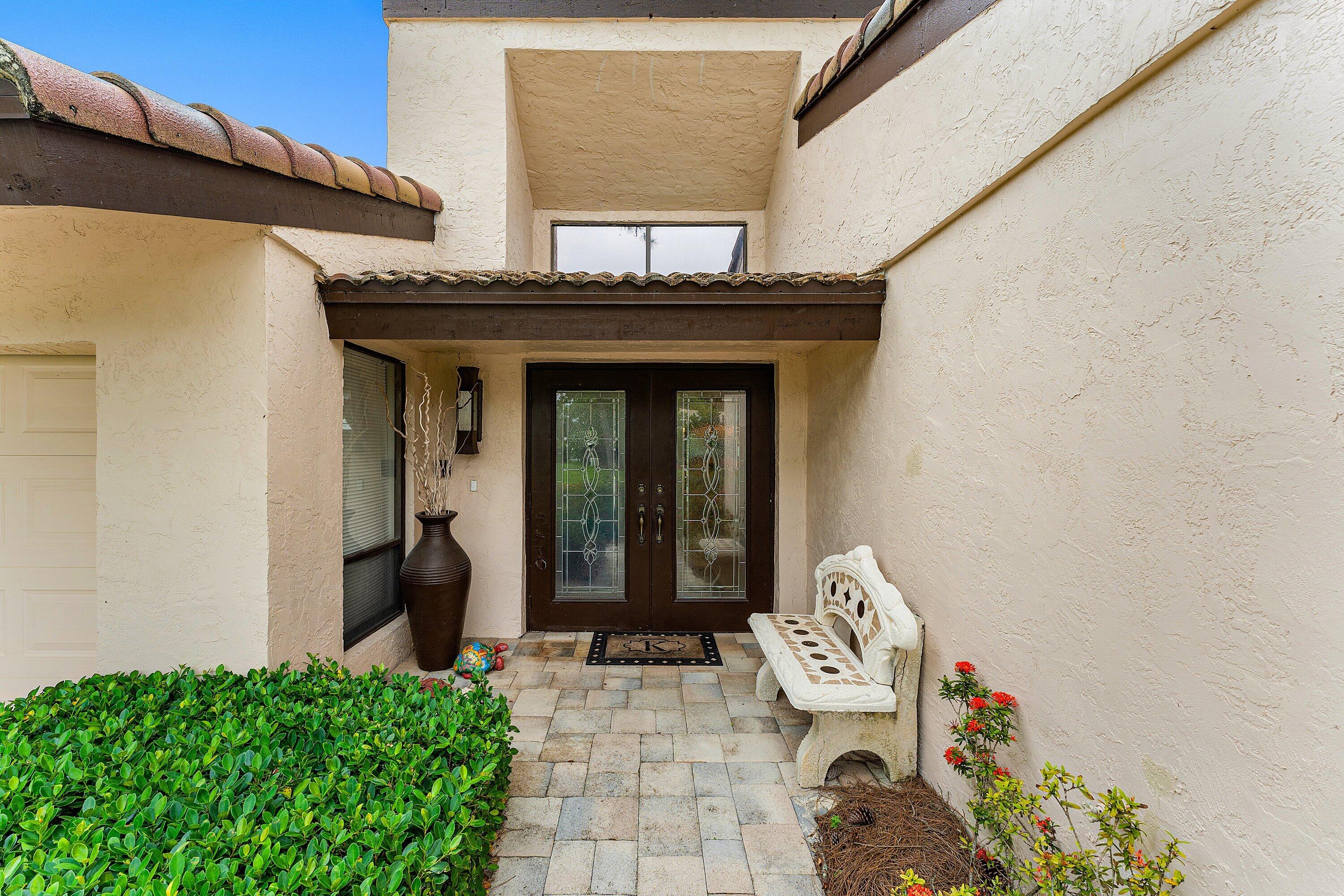 643 W Lakewoode Circle