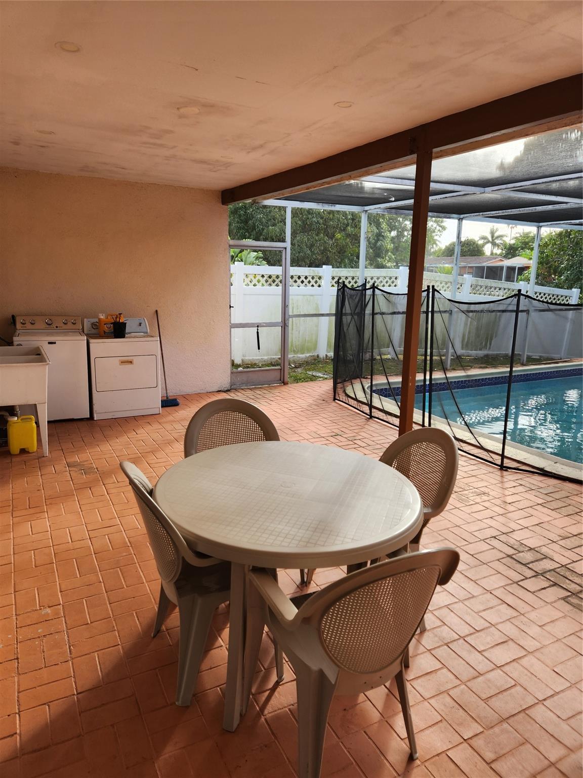 MIRAMAR ISLES SEC 2 - Residential
