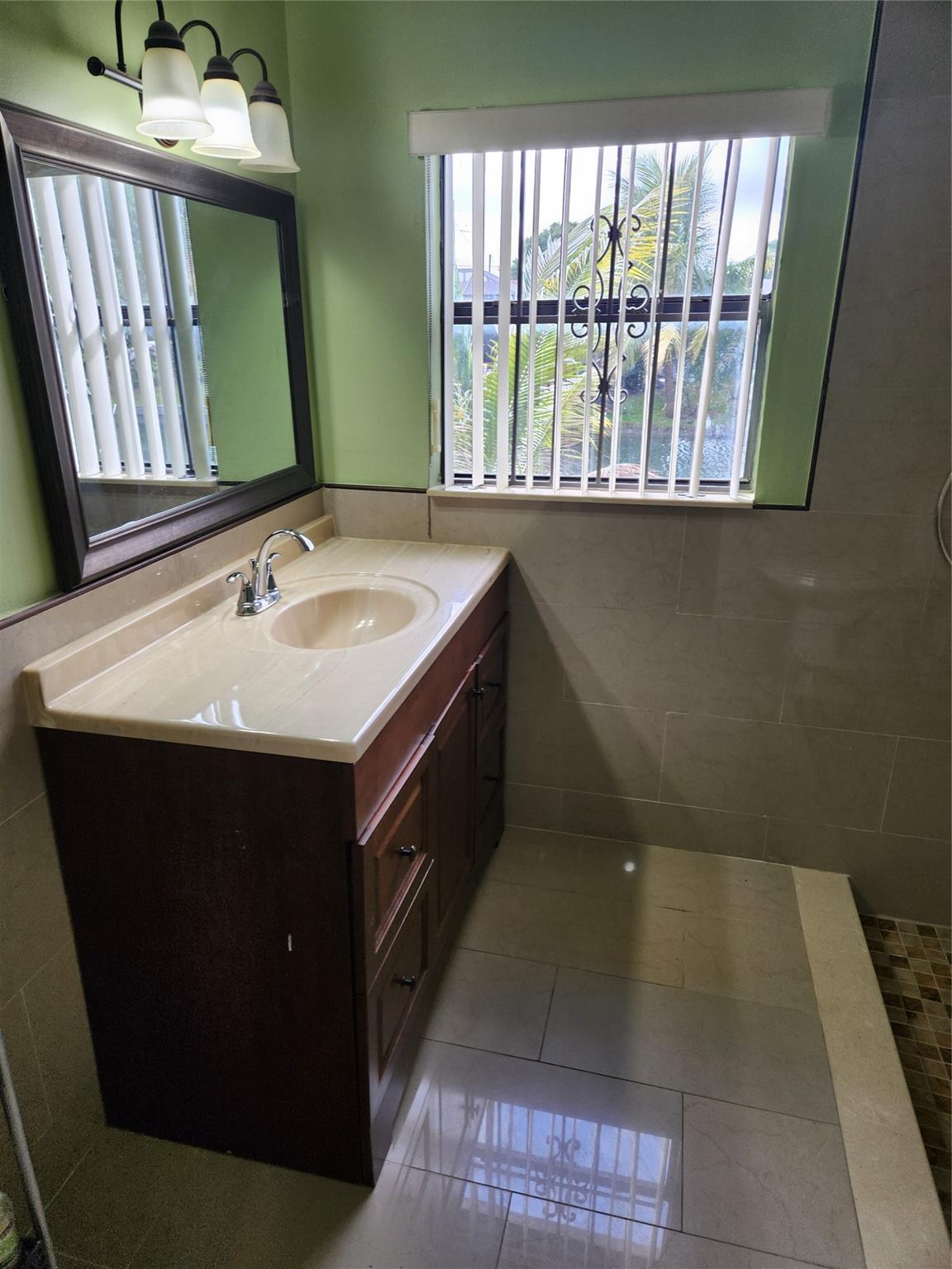 MIRAMAR ISLES SEC 2 - Residential