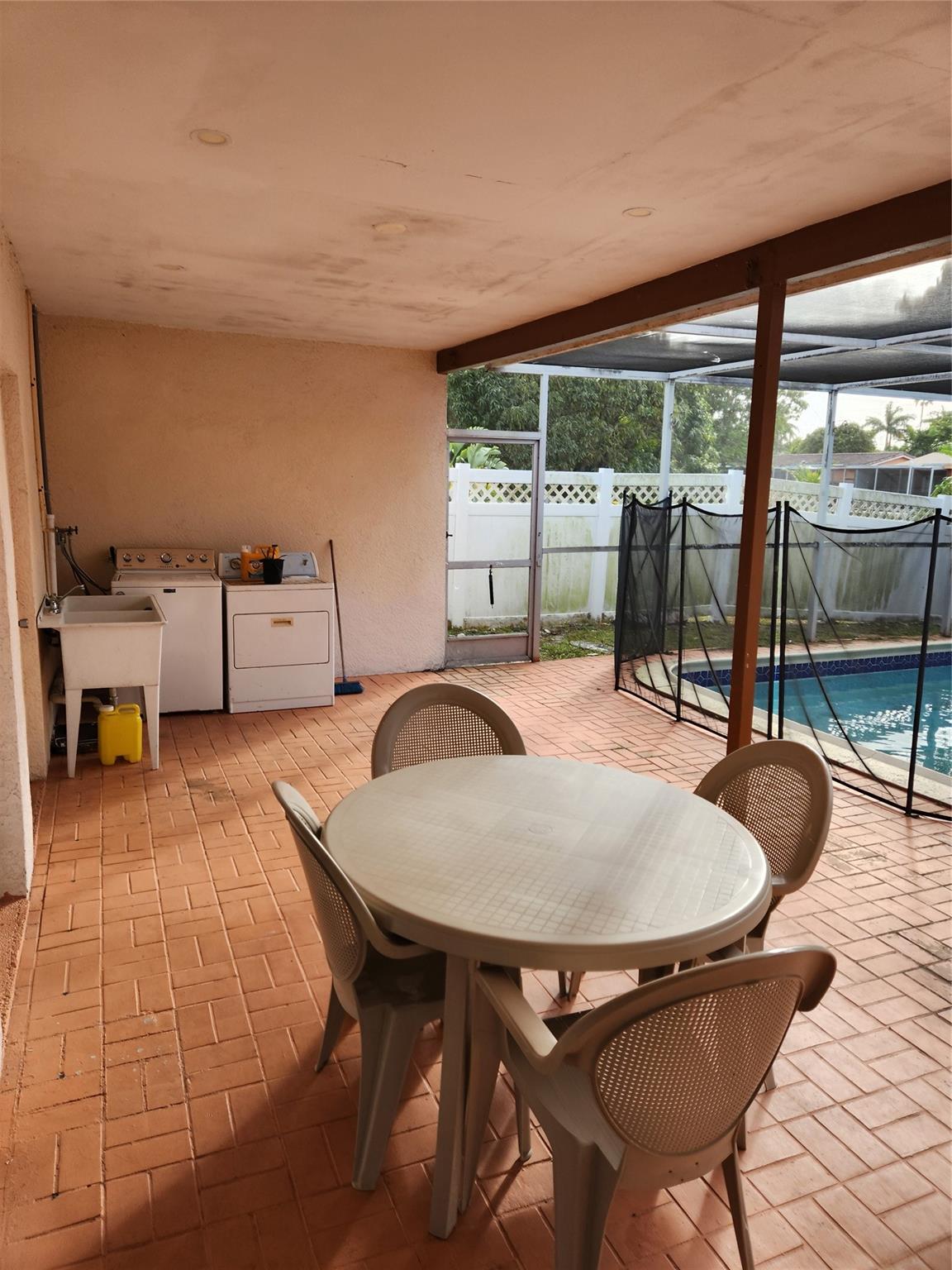 MIRAMAR ISLES SEC 2 - Residential