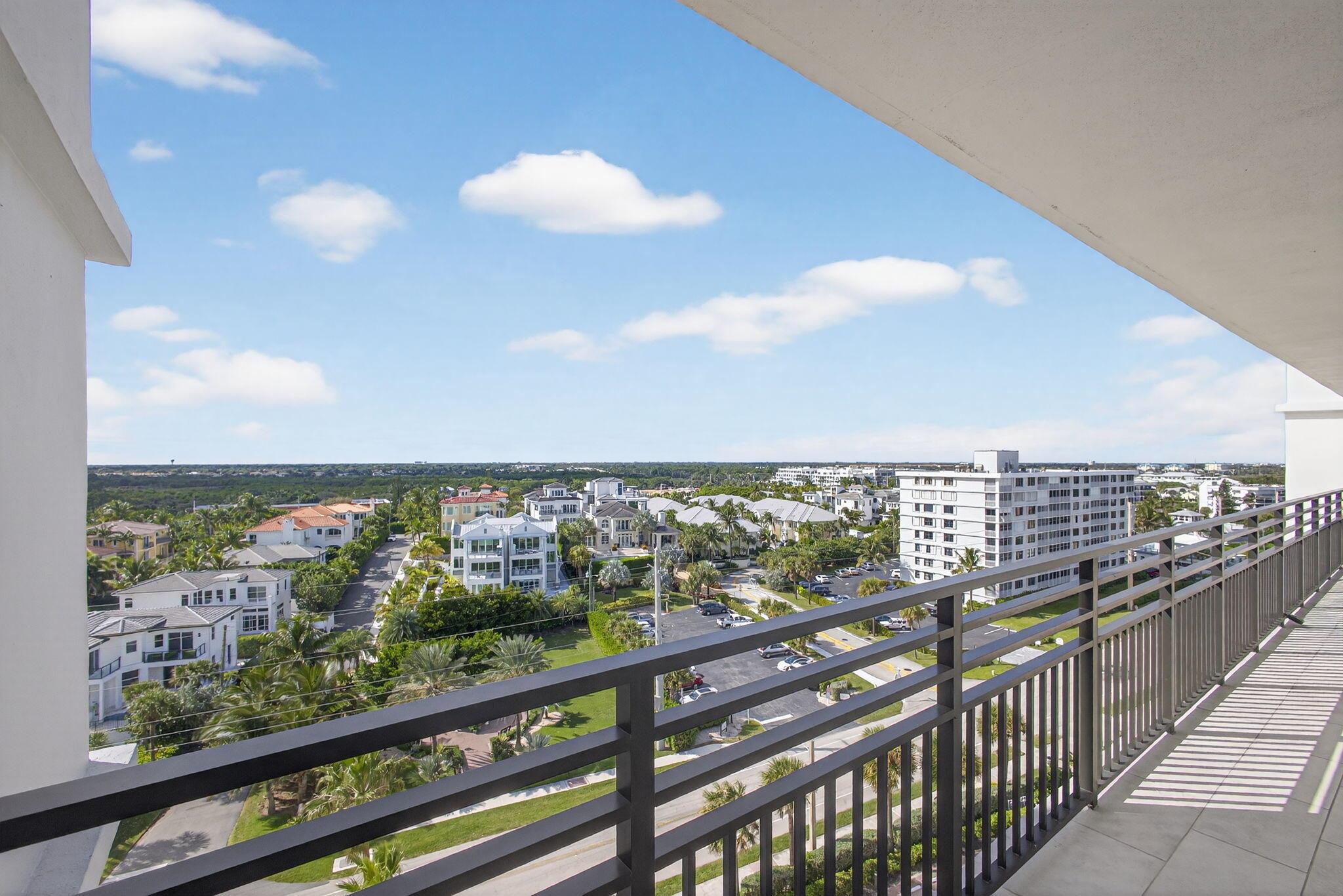 THE TOWER JUNO BY THE SEA - Residential