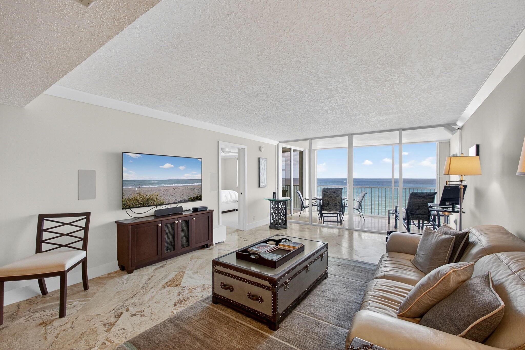 THE TOWER JUNO BY THE SEA - Residential