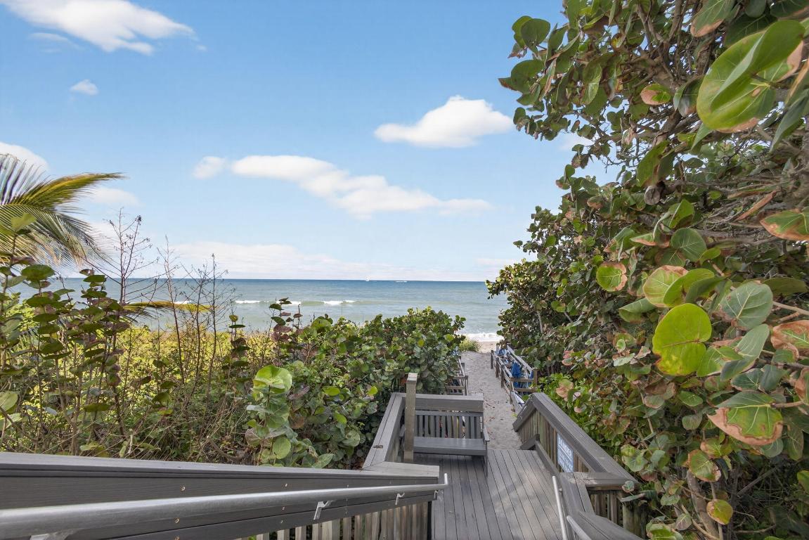 THE TOWER JUNO BY THE SEA NORTH CONDO THE TOWER - Residential