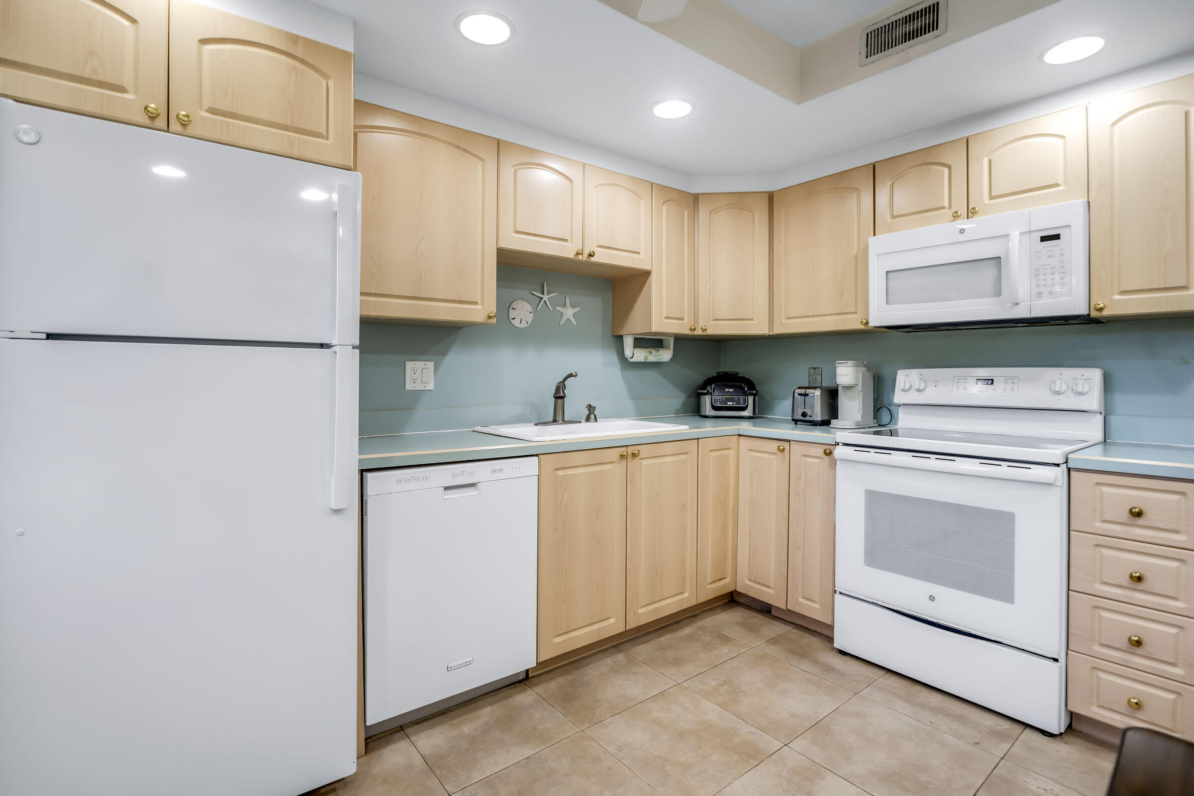 SAN REMO CONDO - Residential
