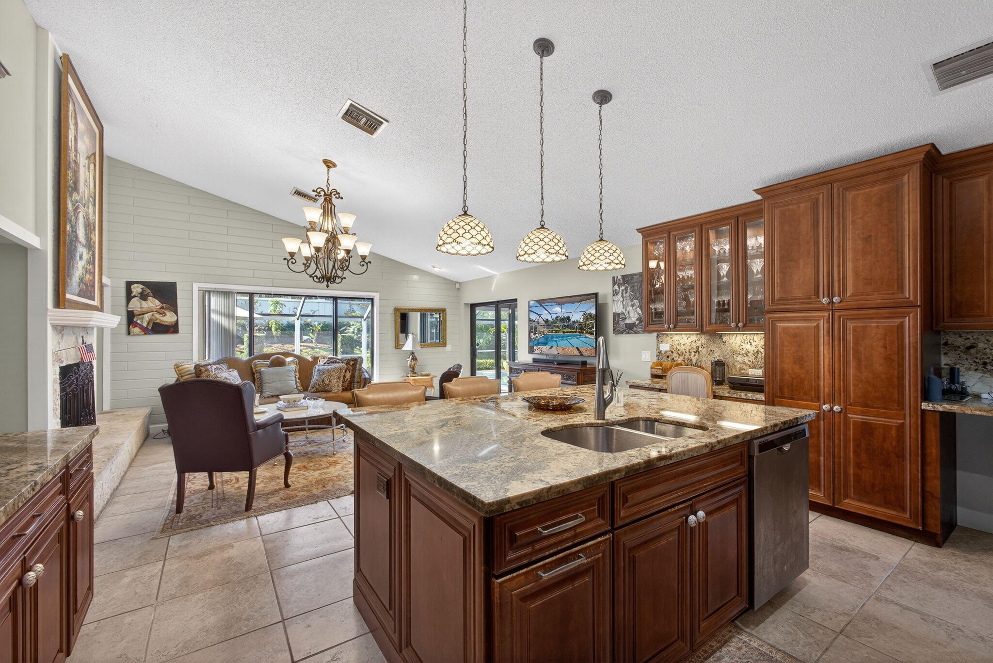 PGA RESORT COMMUNITY OF PRESTON - Residential Lease