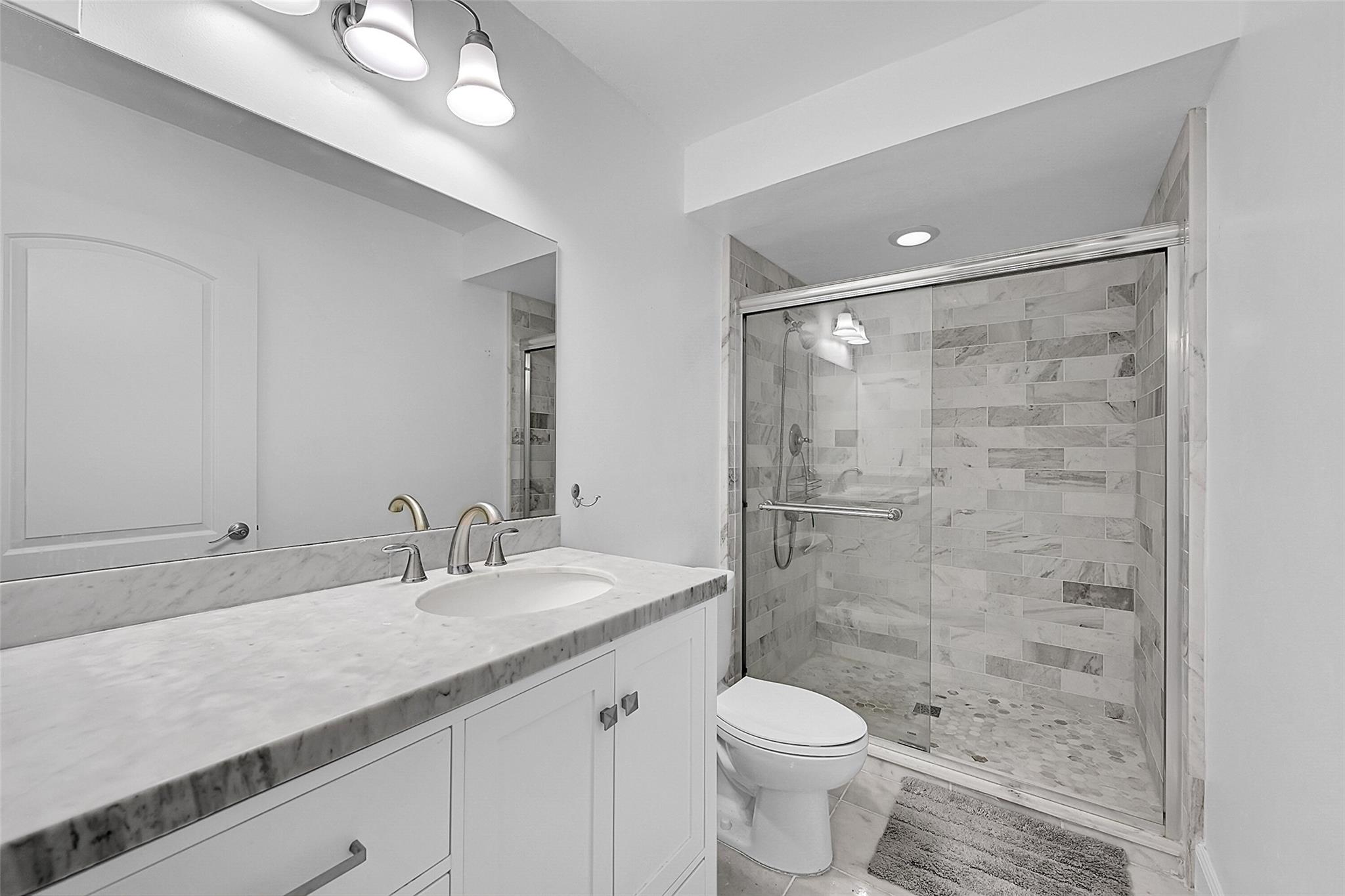 VALIANT HOOUSE - Residential