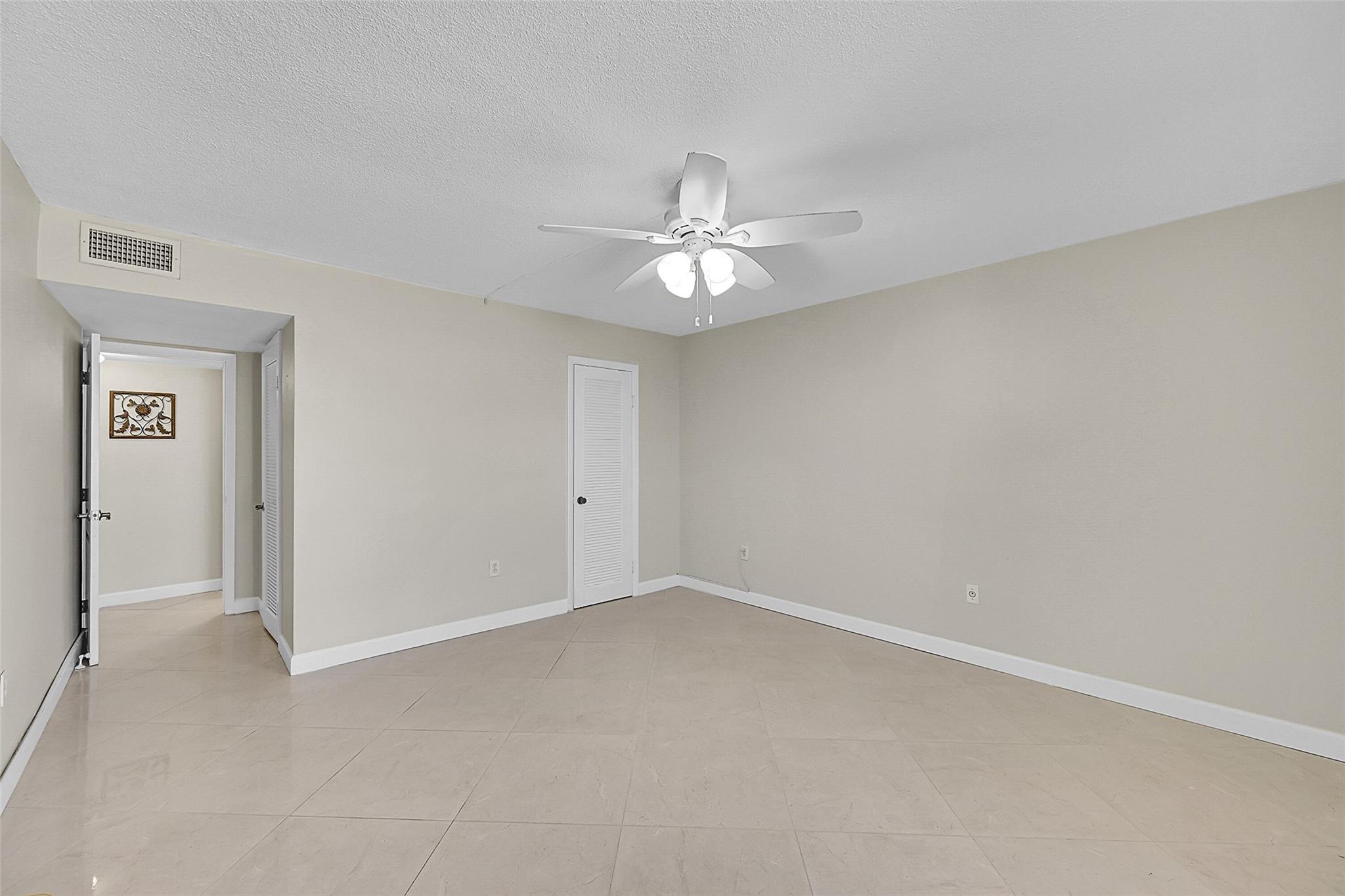 VALIANT HOOUSE - Residential