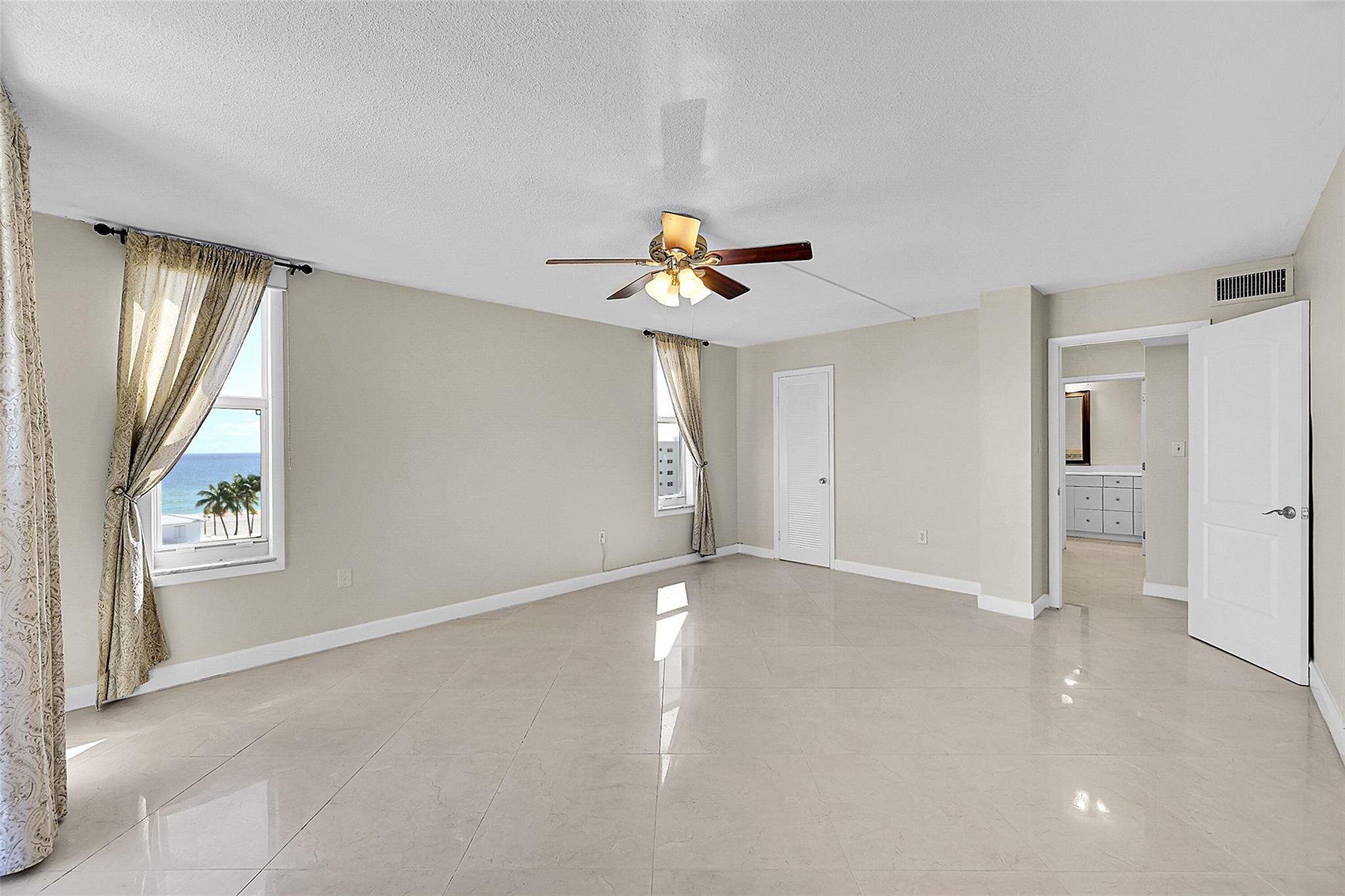 VALIANT HOOUSE - Residential